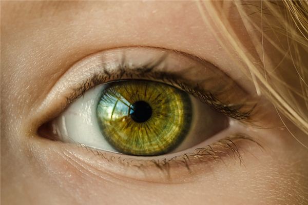 Was bedeuten Augen in einem Traum? Traum Weissagung