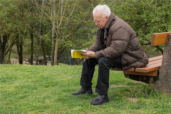 Was bedeutet Opa in einem Traum? Traum Weissagung