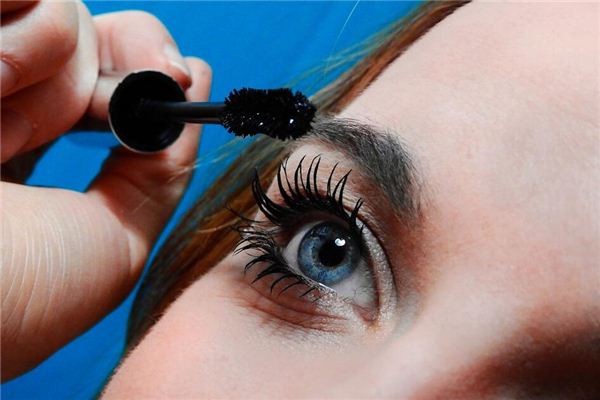 Was bedeutet es, im Traum Wimpern zu haben? Traumbedeutung