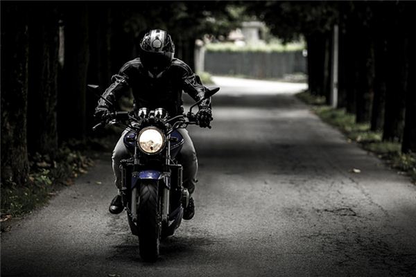 Traumdeutung und Wahrsagerei des Motorraddiebstahls