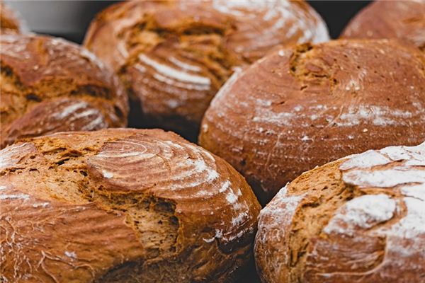 Traumdeutung und Weissagung von Brotkruste