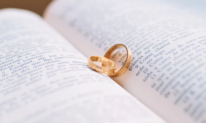 Traumdeutung Ring - 40 Bedeutungen und Interpretationen