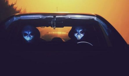 Traumdeutung Außerirdische – 22 Bedeutungen und Interpretationen