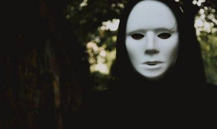 Traumdeutung von Masken – 30 Bedeutungen und Interpretationen