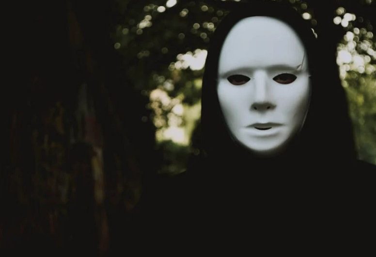 Traumdeutung von Masken – 30 Bedeutungen und Interpretationen