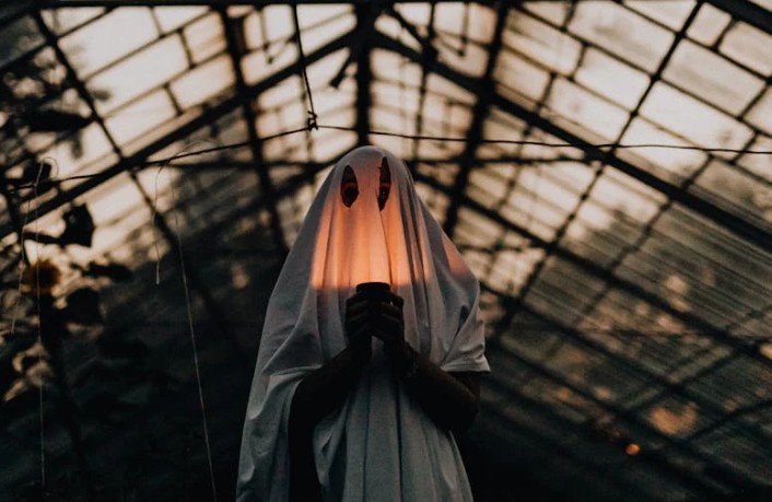 Traumdeutung von Geistern – 36 Bedeutungen und Interpretationen